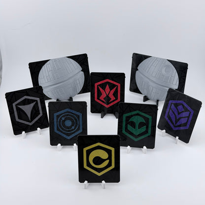 That's No Moon Universal DeckDock – Deck Box with Counter & Token Tray