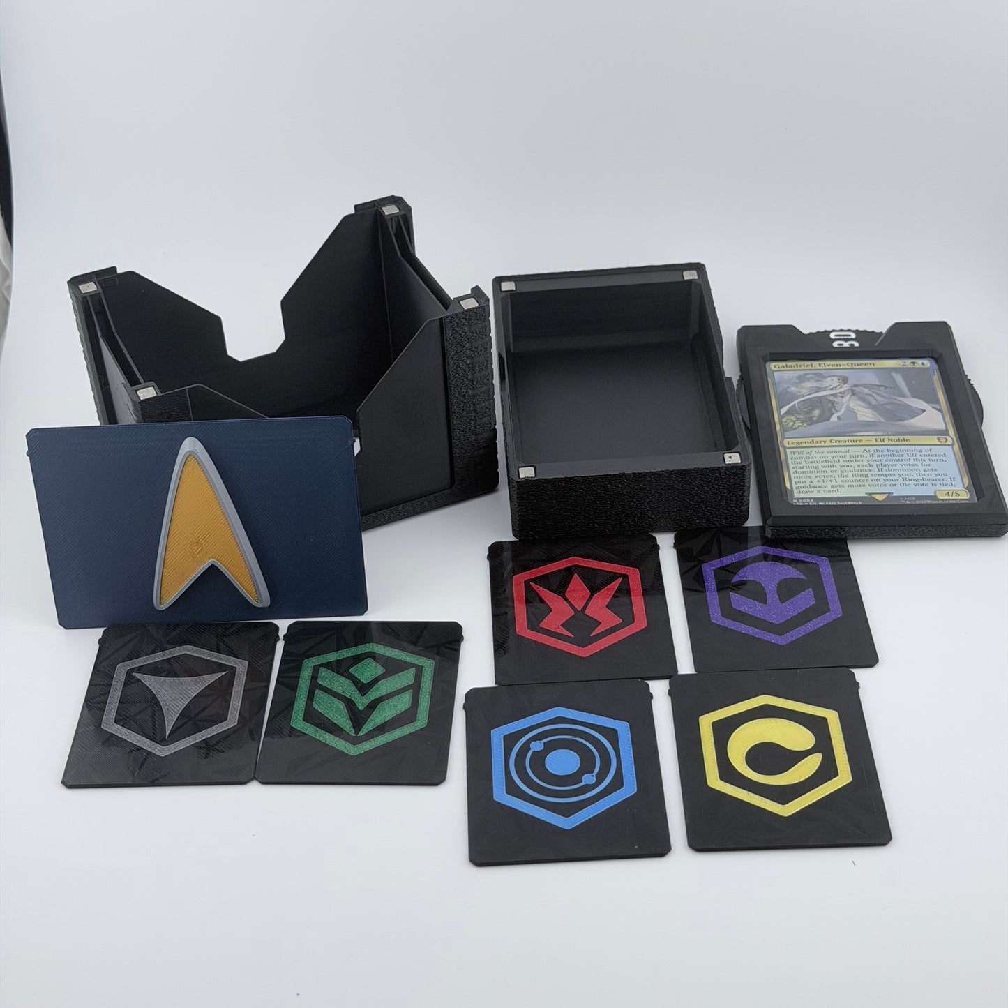 Enterprise - Universal DeckDock - Federation inspired deck box with Counter and Token Tray for Magic The Gathering and more