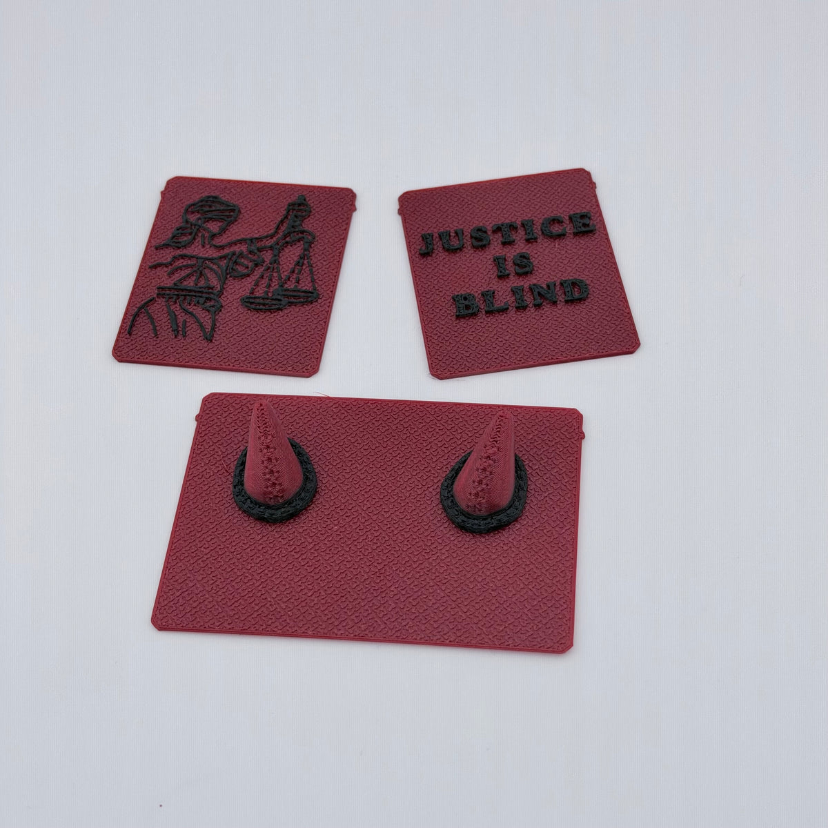 Justice is Blind Universal DeckDock – Magic The Gathering Deck Box with Counter & Token Tray
